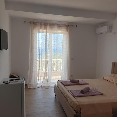Rooms By George Dhërmi Εξωτερικό φωτογραφία