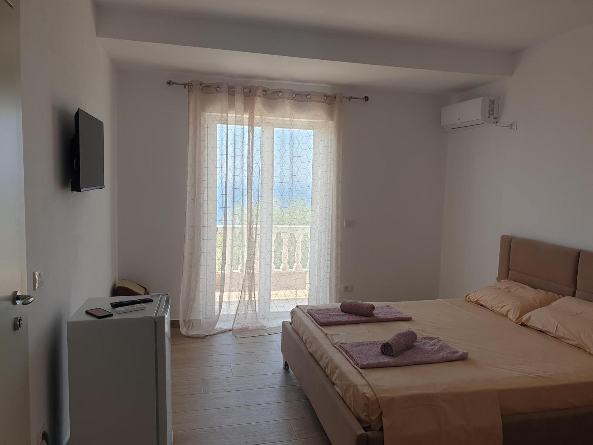 Rooms By George Dhërmi Εξωτερικό φωτογραφία