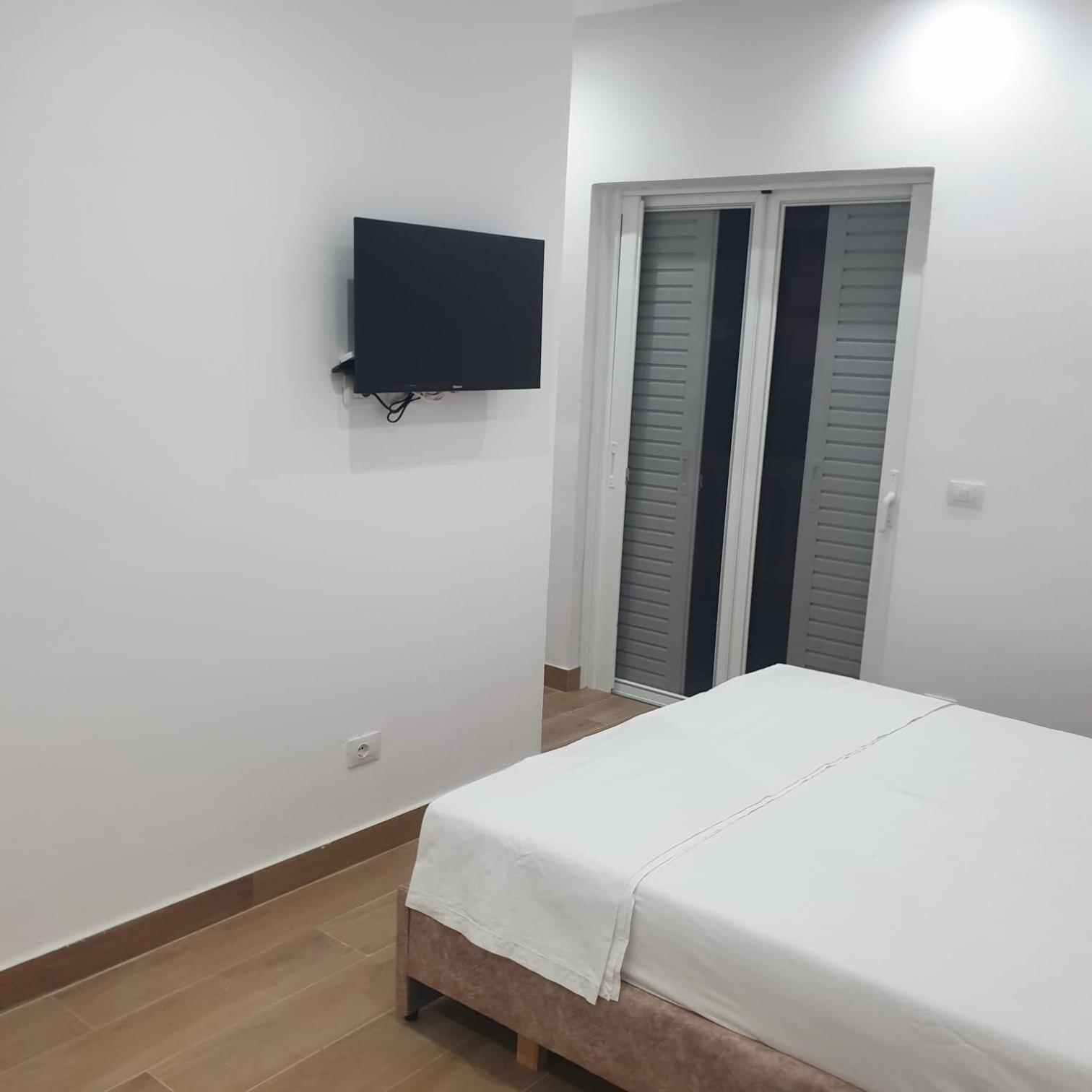 Rooms By George Dhërmi Εξωτερικό φωτογραφία